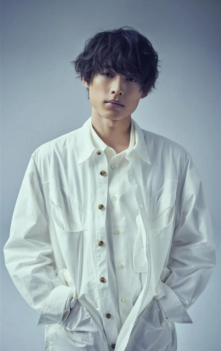 Read more about the article 國寶級帥哥松村北斗演技與緋聞一樣精彩