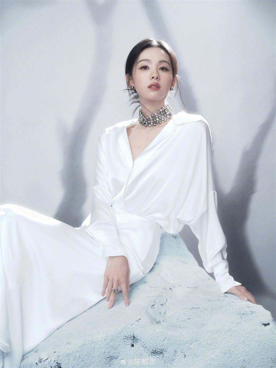 You are currently viewing 陳都靈現況，陳都靈還在嗎？「換臉替身」凌虐獻祭傳聞瘋傳、…真相比你想的更離譜