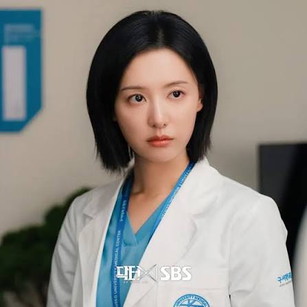 Read more about the article 金智媛新劇《Doctor X》10月9日開播！化身天才外科醫生，「手術室瘋狗」挑戰腐敗醫療體系